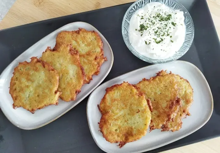 Ile piec placki ziemniaczane, aby były chrupiące i zdrowe?