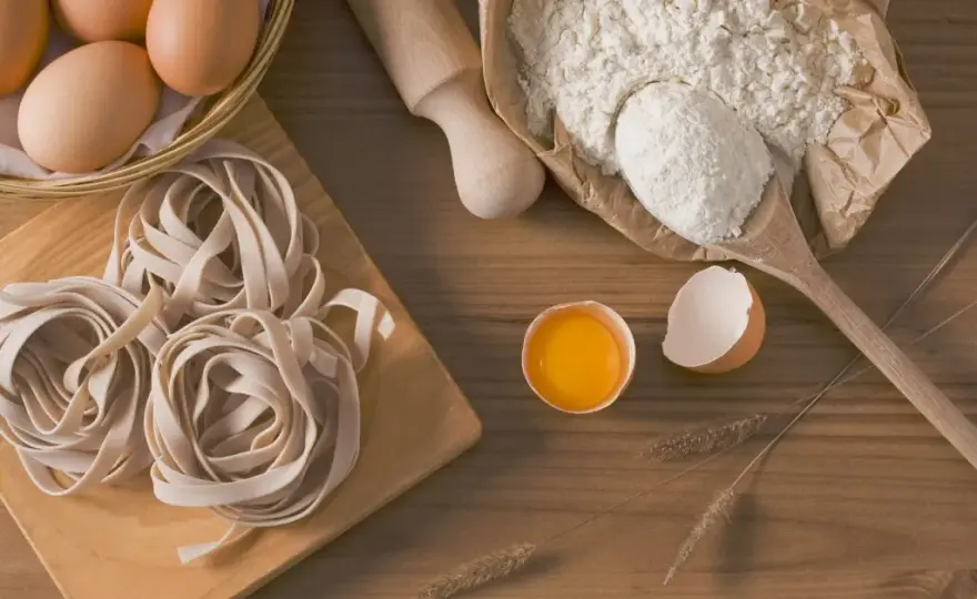 150 g mąki ile to szklanek? Prosty przelicznik dla każdego przepisu