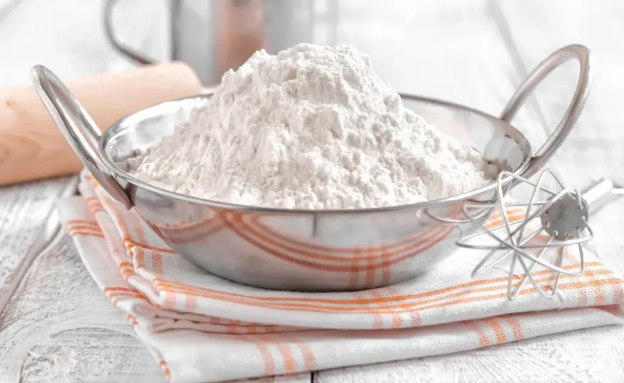 Czy mąka krupczatka ma gluten? Sprawdź, czy jest bezpieczna dla Ciebie