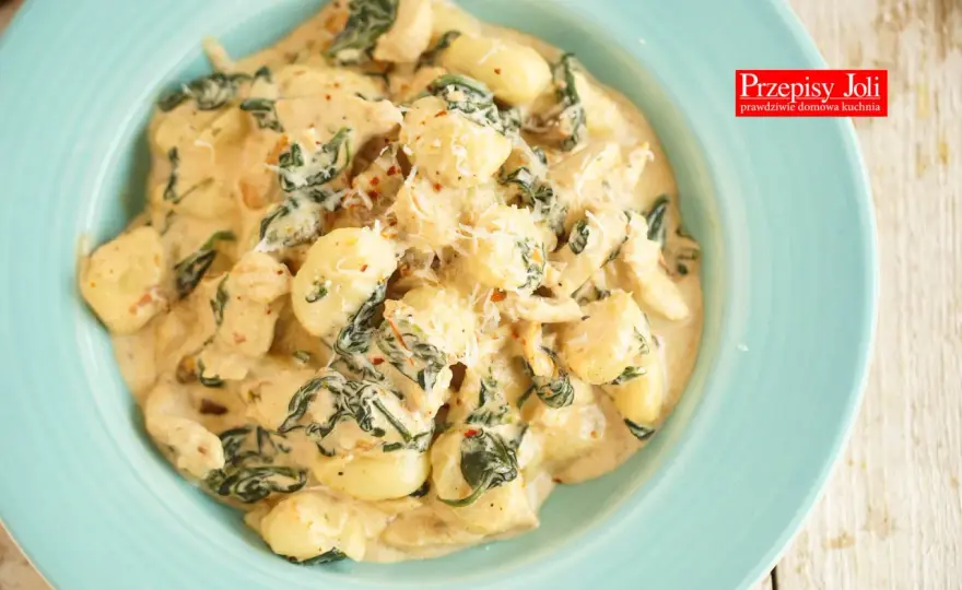 Gnocchi z kurczakiem i szpinakiem - Idealny obiad w 30 minut?