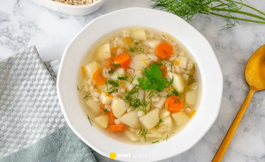 Zupa jarzynowa jak u babci - przepis, który pokochasz!